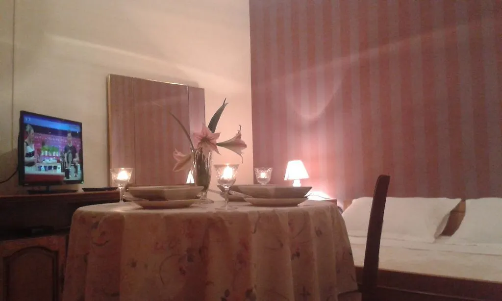 Guest house Apartment And Rooms Laguna Trogir