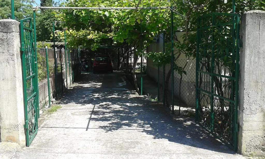 Apartment And Rooms Laguna Trogir